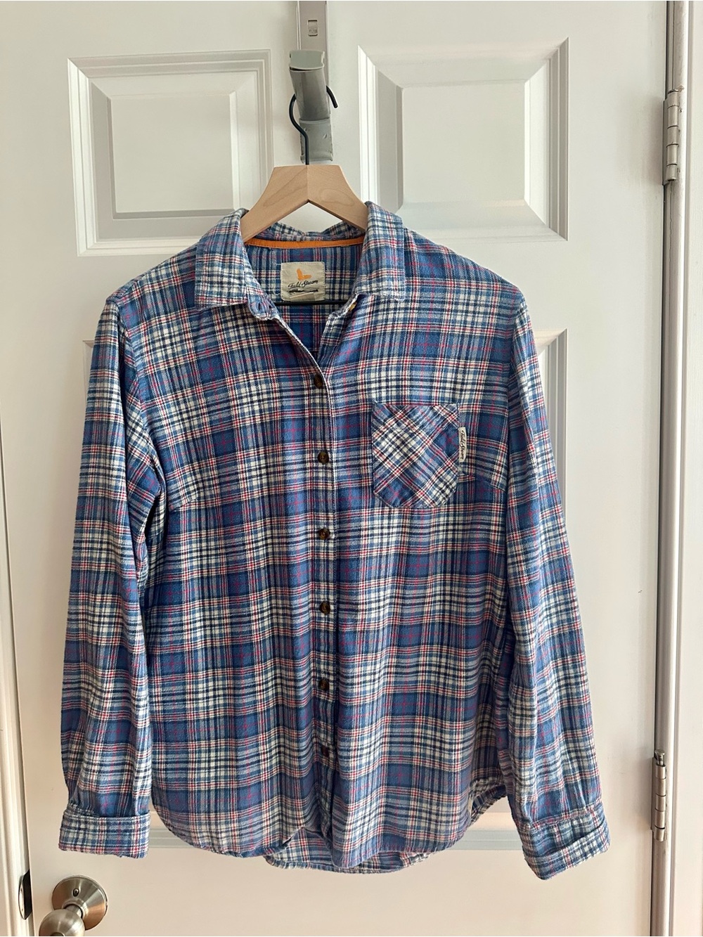Field & Stream Blue Plaid Button-Down Shirt with Red and White Accents